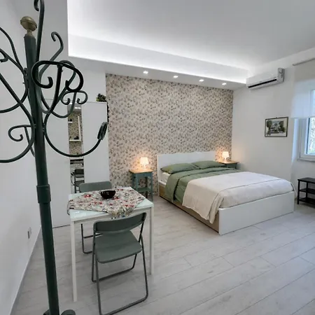 Appartement A Casa Di Ugo - 5 Minuti Dala & Metro Mercatello *