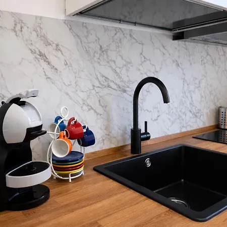 A Casa Di Ugo - 5 Minuti Dala & Metro Mercatello Apartament Salerno